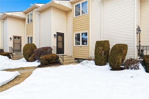 apt-124-500 E Greenwich Ave, West Warwick, RI, 02893-2370 | Card Image