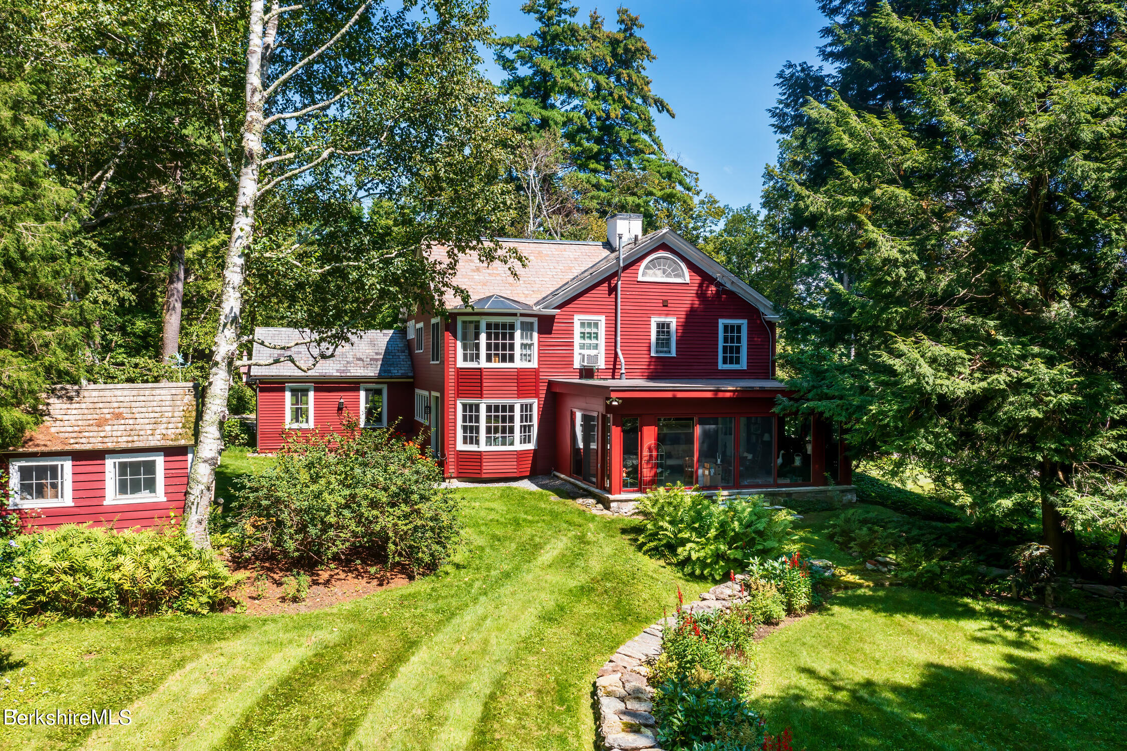 Oblong Rd, Williamstown, MA 01267