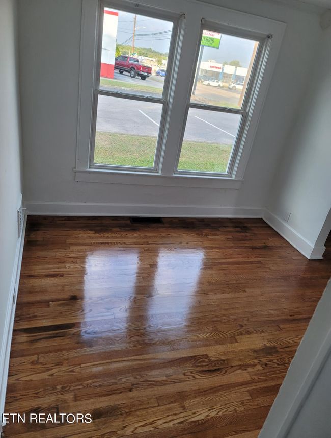 227 Gill St, House other with 5 bedrooms, 1 bathrooms and null parking in Alcoa TN | Image 7