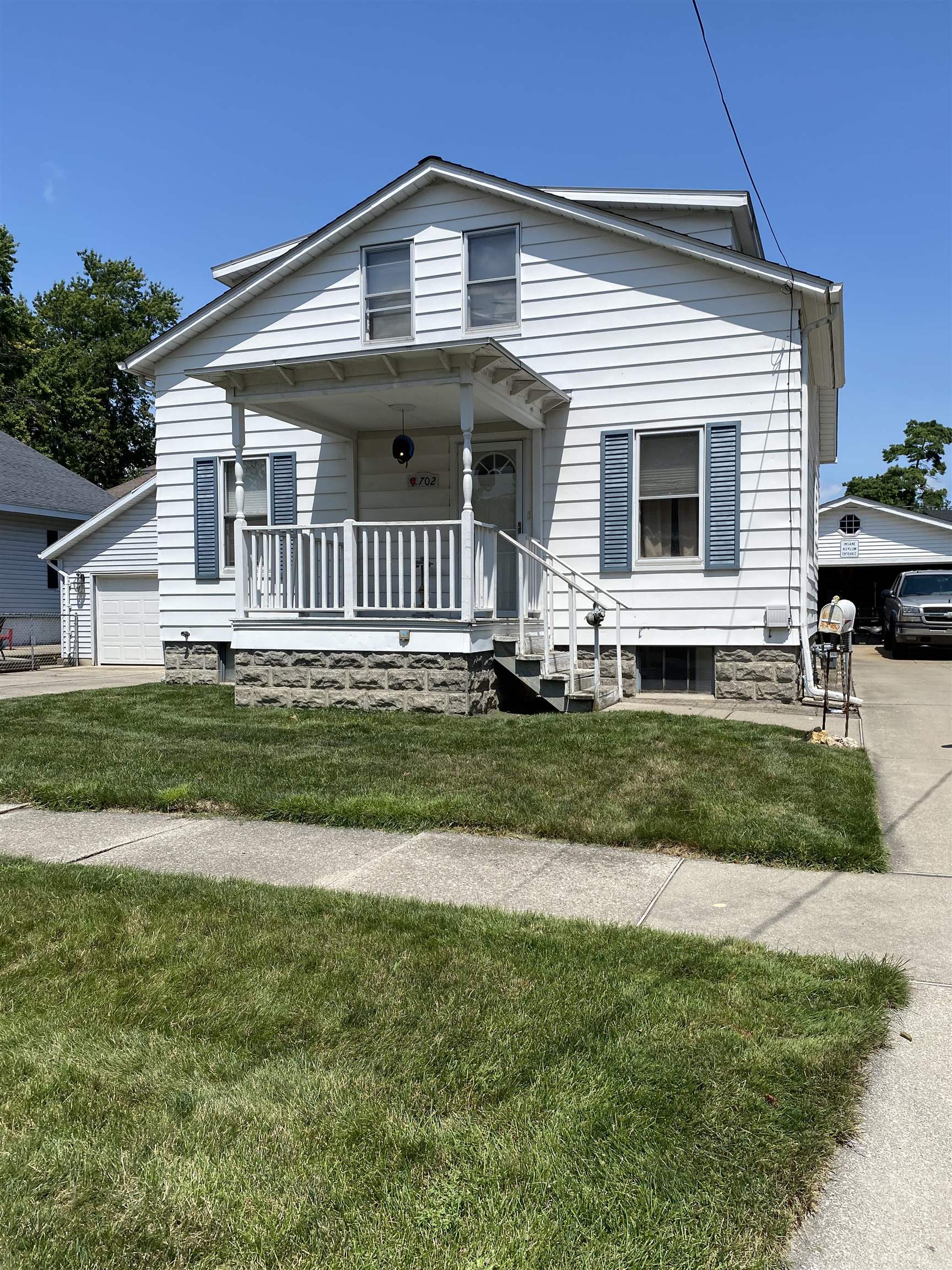 Vermont St, Bay City, MI 48706
