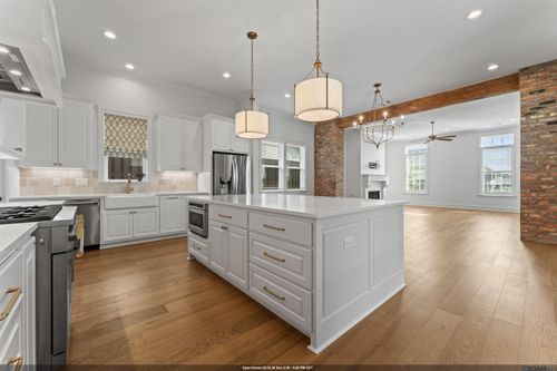 13820 Woody Creek Dr, Baton Rouge, LA, 70810-7438 | Card Image