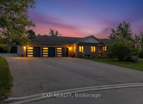 8 Pardo Crt, Seagrave, ON, L0C1G0 | Card Image