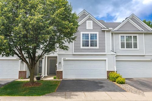 10664 Ironwood Ct, Woodbury, MN, 55129-5812 | Card Image