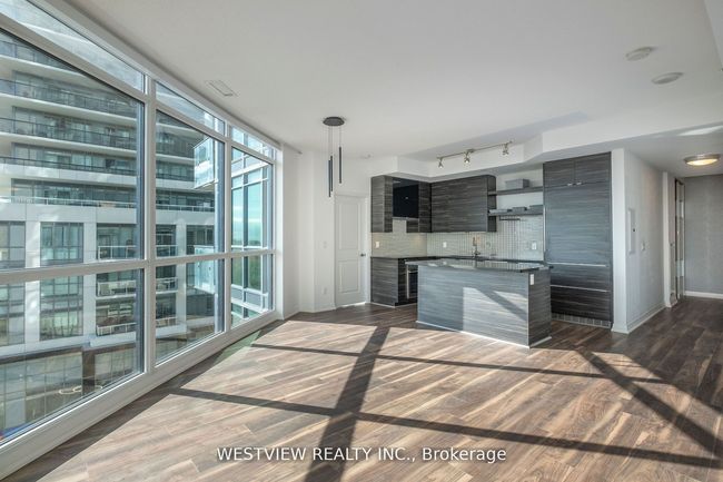504 - 59 Annie Craig Dr, Condo with 2 bedrooms, 2 bathrooms and 1 parking in Etobicoke ON | Image 10