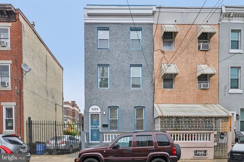 2229 N Hancock St, PHILADELPHIA, PA, 19133-3718 | Card Image