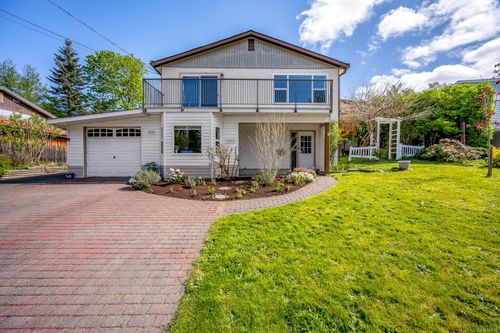 1540 Hobson Ave, Courtenay, BC, V9N6N9 | Card Image