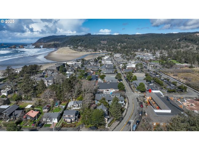 APT-201 - 123 S Hemlock St, Condo with 3 bedrooms, 2 bathrooms and null parking in Cannon Beach OR | Image 4