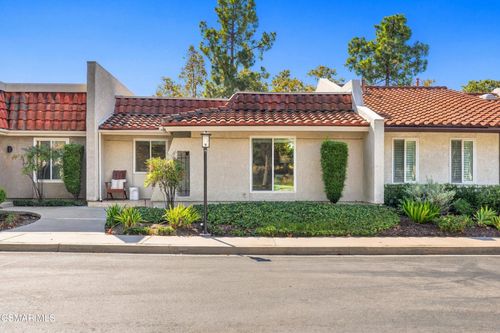 2555 Northlake Circle, Westlake Village, CA, 91361 | Card Image