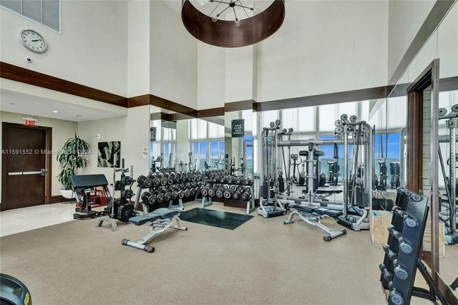503 - 15811 Collins Ave, Condo with 3 bedrooms, 3 bathrooms and null parking in Sunny Isles Beach FL | Image 5