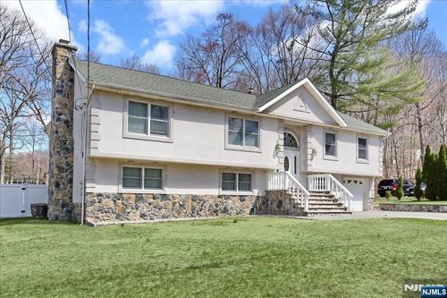 50 Roger Ct, Ringwood, NJ, 07456-2418 | Card Image