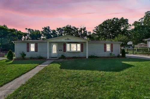 56819 Raider Drive, Elkhart, IN, 46516-5640 | Card Image