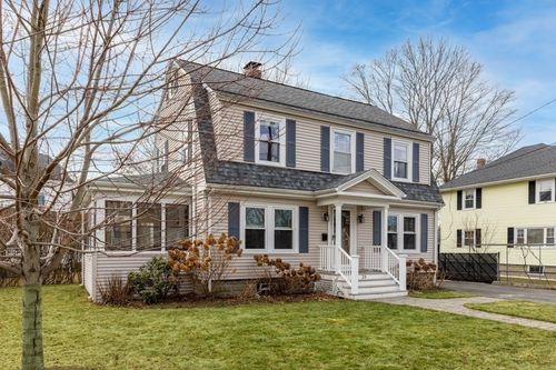 24 Lowell St, Woburn, MA, 01801-2358 | Card Image