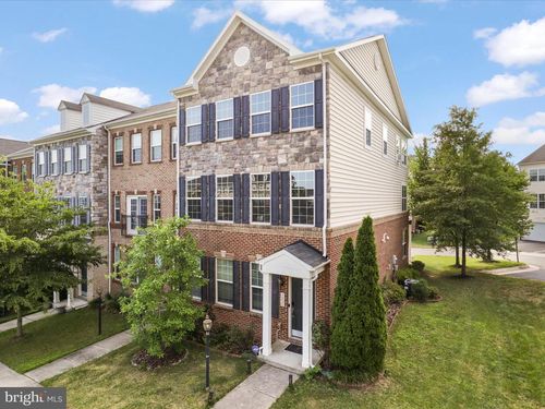 1652 Lismore Ter Ne, LEESBURG, VA, 20176-6581 | Card Image