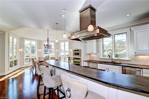 7611 Argyle Ave, Norfolk, VA, 23505-1701 | Card Image