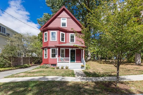 45 Lincoln Ave, Portsmouth, NH, 03801-4424 | Card Image