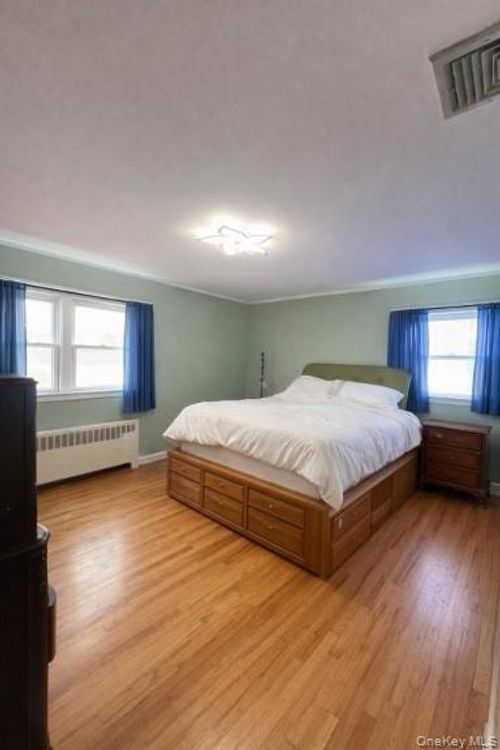 732 Evelyn Ave, N Bellmore, NY, 11710-1308 | Card Image