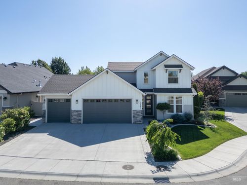 2641 N Whitebird Pl, Meridian, ID, 83646-6749 | Card Image