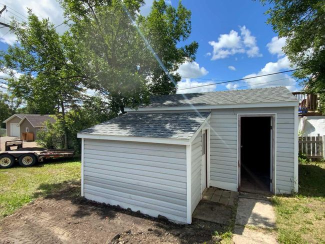 409 Main Street, House other with 2 bedrooms, 2 bathrooms and 6 parking in Trochu AB | Image 28