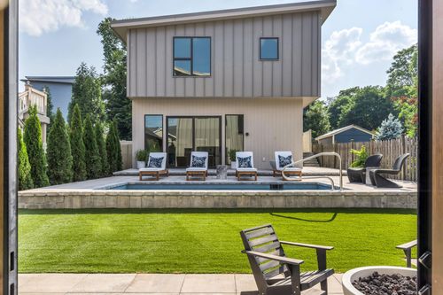 1603 5th Ave N, Nashville, TN, 37208-2242 | Card Image