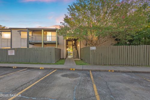 apt-201a-220 Doucet Rd, Lafayette, LA, 70503-3472 | Card Image