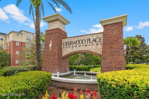 352-4480 Deerwood Lake Pkwy, Jacksonville, FL, 32216-2247 | Card Image