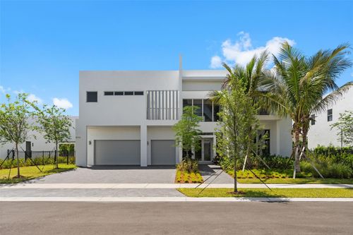 16710 Botaniko Dr N, Weston, FL, 33326-1071 | Card Image