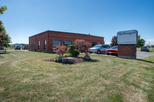 90 Industrial Blvd, Napanee, ON, K7R4B7 | Card Image