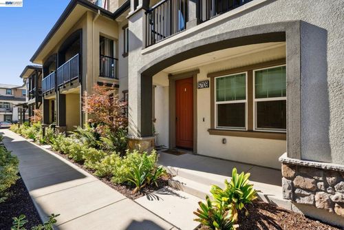 57109 57109 Via Vicenza, San Ramon, CA, 94583 | Card Image