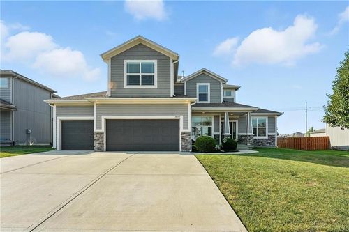 28313 W 162nd Ter, Gardner, KS, 66030-8540 | Card Image