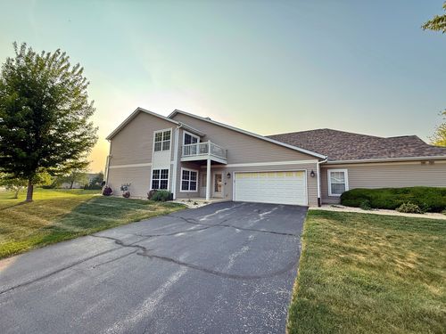 2-15538 Finley Way, South Beloit, IL, 61080-9284 | Card Image
