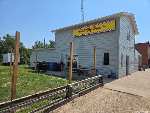 111 Rose St, Mortlach, SK, S0H | Card Image