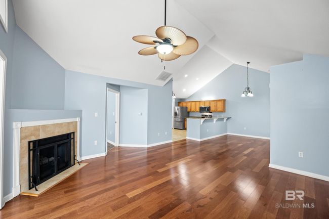 Living Room | Image 10
