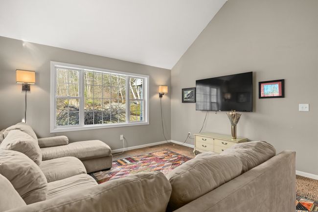 110 Sky View Dr, House other with 3 bedrooms, 3 bathrooms and null parking in Pelham NH | Image 8
