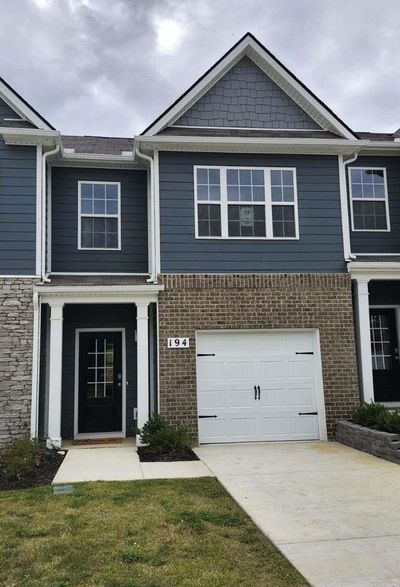 194 Dale Mires Lane, Townhouse with 3 bedrooms, 2 bathrooms and 1 parking in Baxter TN | Image 1