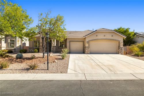 8704 Desert Night St, Las Vegas, NV, 89143-1387 | Card Image