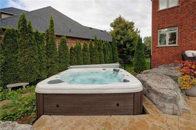 48 Palomino Dr, House other with 5 bedrooms, 5 bathrooms and 12 parking in Carlisle ON | Image 45