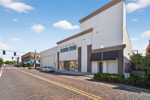 106 N Evers St, PLANT CITY, FL, 33563-3330 | Card Image