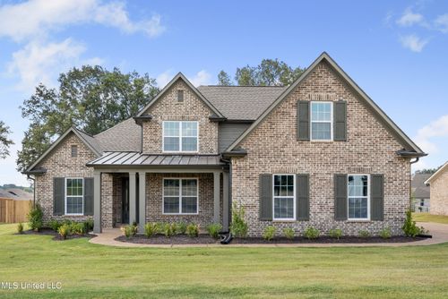 13697 River Grove Ln, Olive Branch, MS, 38654-9876 | Card Image