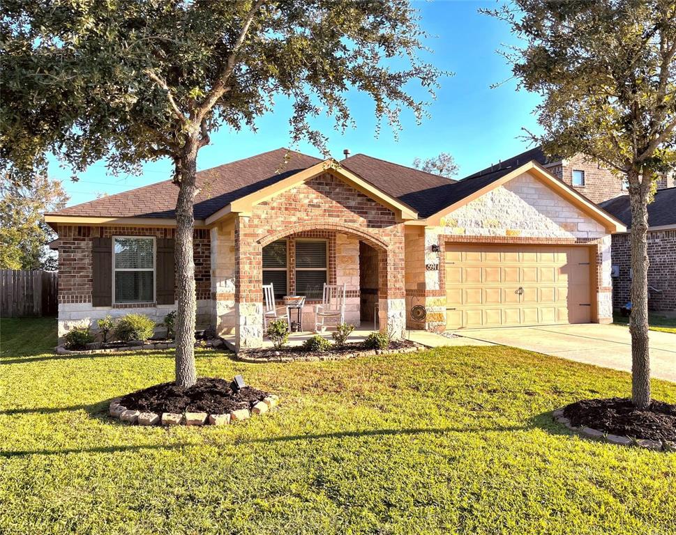 Micah Ln, Rosenberg, TX 77471