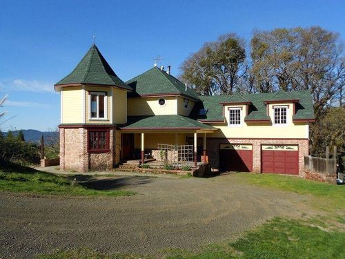 2900 Flat Rock Road Road, Garberville, CA, 95542 | Card Image