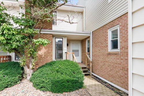 apt-3-903 N Linden St, Normal, IL, 61761-1780 | Card Image