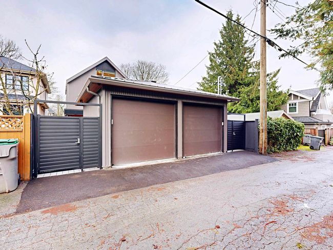 2 - 3466 W 22 Nd Ave, Home with 3 bedrooms, 4 bathrooms and 1 parking in Vancouver BC | Image 40