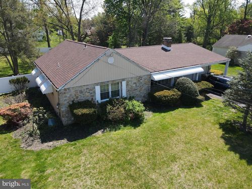 810 N Limekiln Pike, MAPLE GLEN, PA, 19002 | Card Image
