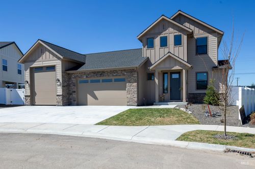 5643 S Snowden Ave, Meridian, ID, 83642-2677 | Card Image
