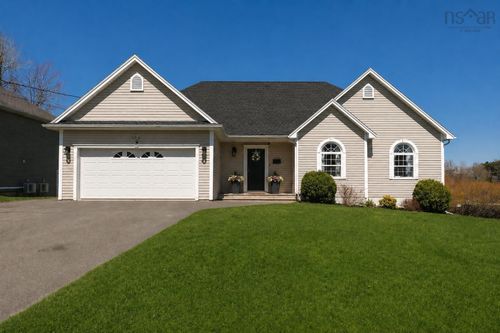 47 Halewood Drive, Falmouth, NS, B0P1P0 | Card Image