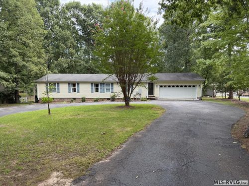 217 Hunters Creek Rd, Littleton, NC, 27850-8495 | Card Image