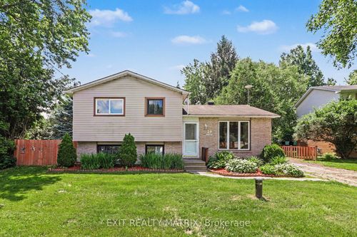 29 Louise Cres, Embrun, ON, K0A1W0 | Card Image