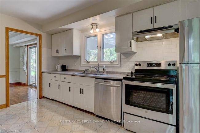 28 Redford Rd, House other with 4 bedrooms, 2 bathrooms and 6 parking in London ON | Image 22