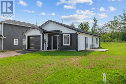 2 Balderston Crt, Stratford, PE, C1B4H1 | Card Image