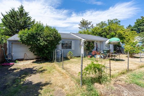 11262 Yakima Ave S, Tacoma, WA, 98444-4937 | Card Image